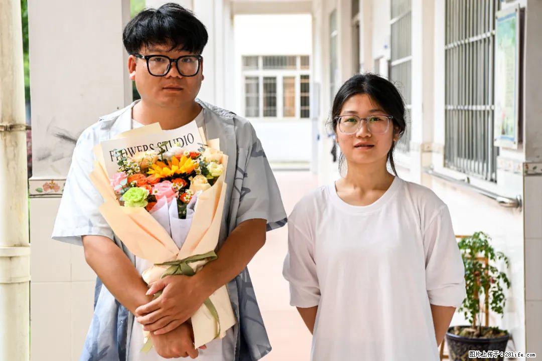 全网追的“扁担女孩”，找了一份暑假工，时薪12元 - 镇江生活资讯 - 镇江28生活网 zj.28life.net